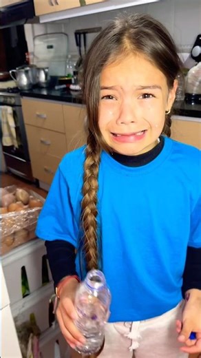 Copycat kid fails 😩cute 🍒🍇🍏#ibañezfamily #funny #humor