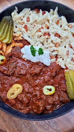 Hungarian Beef Stew #reelschallenge #beefstew #easyrecipes #paprika #hungarian | Annamaria's Kitchen