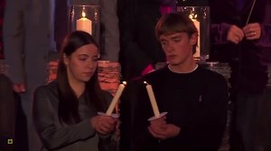 2. The Prince and Princess of Wales light candles of remembrance alongside survivors at the Holocaust Memorial Day Ceremony. Such a moving ceremony 🥺🕯️🙏🏻 If you enjoy this video, you can support by sending stars! Every star counts! fb.com/stars #PrincessOfWales #PrinceOfWales #PrinceWilliam #CatherinePrincessOfWales #RoyalFamily #RoyalEngagements #WalesRoyalFamily #Royals #KateMiddleton #WilliamandKate #PrinceAndPrincessOfWales #HolocaustMemorial #HolocaustRemembrance #AuschwitzLiberation #N