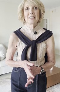 At 79, I’ve learned something surprising about making friends in a new town…⁠ It’s not all that different from being a kid.⁠ ⁠ You still wonder: Will they like me? Do we have anything in common? Who do I sit next to?⁠ The only real difference is that now we’re braver about saying hello—and more honest about who we are.⁠ ⁠ Making friends has always required the same things: curiosity, courage, and a willingness to feel a little awkward at first.⁠ Age doesn’t change that. It just gives you perspec