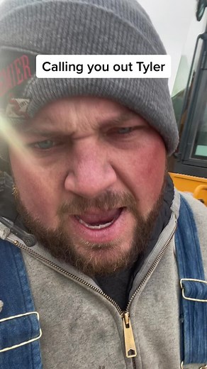 The footlong farmer (@thefootlongfarmer)’s videos with original sound - The footlong farmer