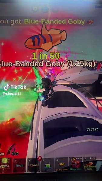 Pancingan Kayu Melawan Megalodon di Roblox