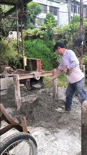 Manual manufacturing method of cement culverts