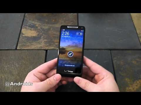 Motorola DROID RAZR M video review