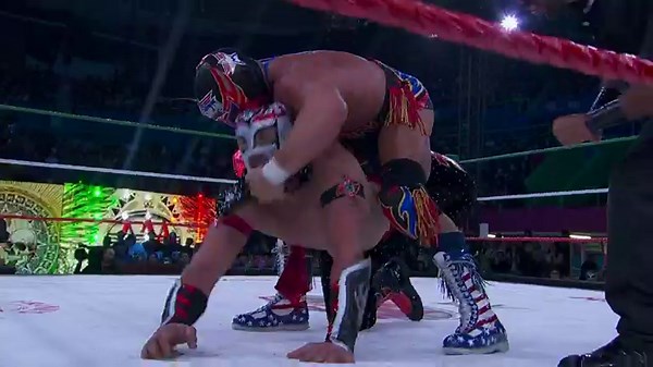Original El Grande Americano unmasks Octagon Jr.: Lucha Libre AAA highlights, April 11, 2026
