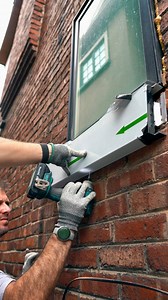 Decorative ACM installation procedure #roofing #toronto #torontohomes #torontobuilder #torontoroofing #renovation #luxuryhomes #buildersofinsta #roofersofinstagram #asmr | TorontoRoofing.ca