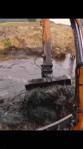 7.7K views · 97 reactions | Excavator Dam Demolition | The Video Corner | Facebook