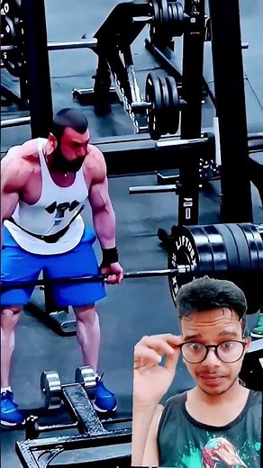 anatoli you strong 💪🔥 power lifting 😱 #prank #cleaner #motivation #gymshark #chest