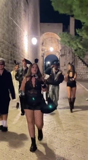 mads (@madelyncilne)’s video of Madelyn Cline