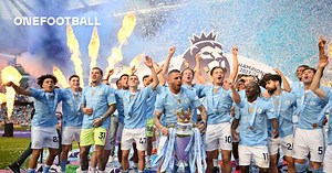 Which teams have won the most consecutive league titles?