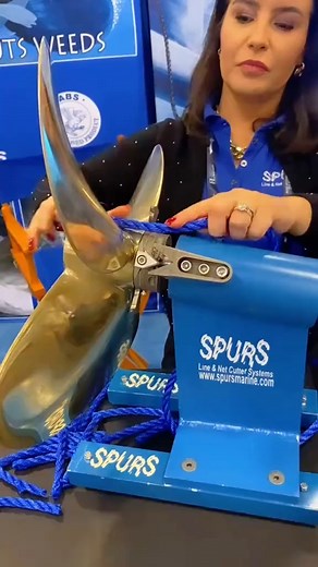 This Little Tool Saves the Shipping Industry Millions | Super Clips