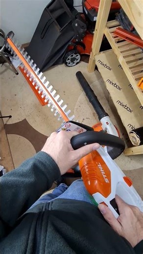 Pov footage of the Stihl Hsa45 battery powerd hedge trimmer. #michaelstoolbench #stihl #hedgetrimmer