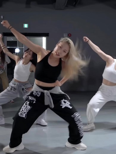 Best Dancing Music Videos Compilation