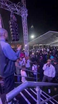 Scotts Maphuma arrival at Dinho Cafe