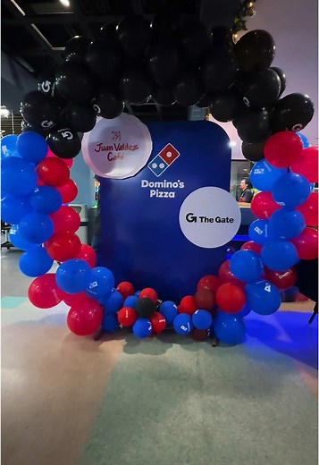 🎄 ¡Celebra en GRANDE esta temporada con Galaxy Bowling! 🎳 ¿Buscas el lugar perfecto para tus cenas navideñas, convivios corporativos o cumpleaños infantiles? 🌟 ¡Aún estás a tiempo de reservar y hacer de tu evento algo inolvidable! 🎉 ✨ Incluye diversión, buena comida y un ambiente único que encantará a todos tus invitados. 📞 Agenda hoy mismo tu cita y asegura tu fecha para disfrutar con nosotros. ¡No dejes que se te escape el plan perfecto! 🎅 Galaxy Bowling: donde cada evento se convierte e