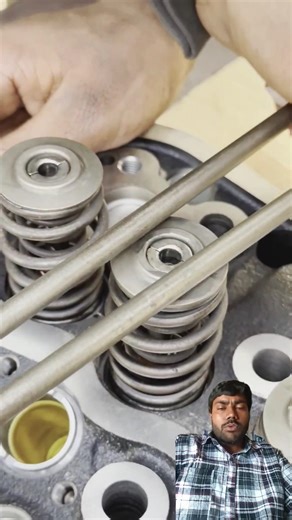 Seconds Me Valve Spring Lock Install 😱 | Fastest Engine Work Ever 🧑‍🔧#valve #shortsviral #trending
