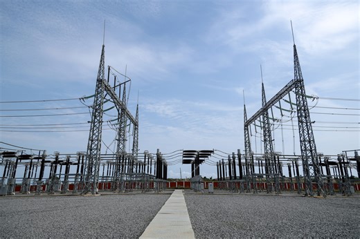 Ανταγωνιστική Αγορά Ηλεκτρισμού: Το πιο αποδοτικό μοντέλο για χαμηλότερο κόστος και βιώσιμη ενεργειακή μετάβαση | AlphaNews