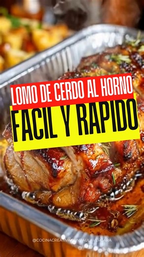 LOMO DE CERDO AL HORNO EN COCCIÓN LENTA 🧾 Ingredientes (6–8 porciones) 1 lomo de cerdo entero (1.5 kg) 4 dientes de ajo machacados 2 cebollas blancas en juliana 1 taza caldo de carne o pollo ½ taza vino blanco (opcional) 3 cdas mostaza Dijon 2 cdas miel o panela líquida 2 cdas aceite de oliva 1 cda tomillo seco o fresco 1 cda romero fresco Sal gruesa al gusto Pimienta negra recién molida Papel aluminio 👨‍🍳 Preparación PROFESIONAL 1️⃣ Sellado (clave del sabor) Secar bien el lomo con papel. Fro