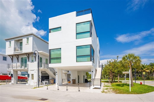 94825 Overseas Hwy #209, Key Largo, FL 33037 - MLS 619160 - Coldwell Banker