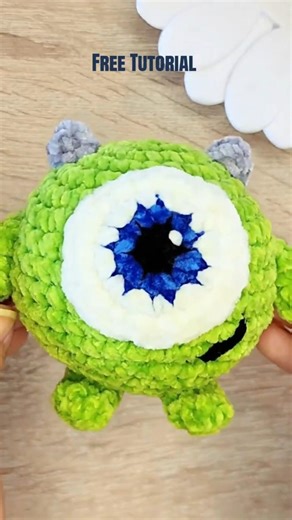 Free Tutorial - Crochet Mike Wazowski 💚 #monsteruniversity #monsterinc #freecrochetpattern