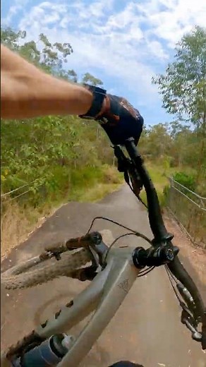 HITTING THE SUGAR BAG JUMP LINE #mtb #jumps #shorts
