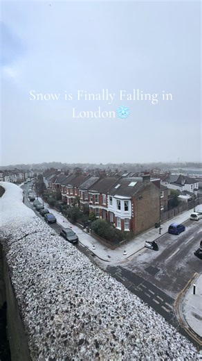 First Snowfall in London 2026: A Winter Wonderland