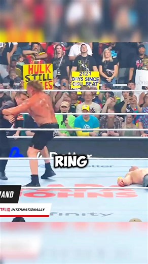 Referee’s Most Shocking WWE Moment 👀 #WWE #WRESTLEPALOOZA #SmackDown #WWERaw #WWEonNetflix | Fighter Sports