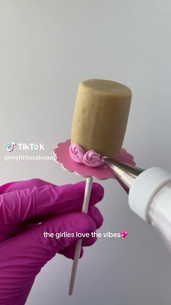 Rosette Cake Pops Tutorial with Unforgedible Art
