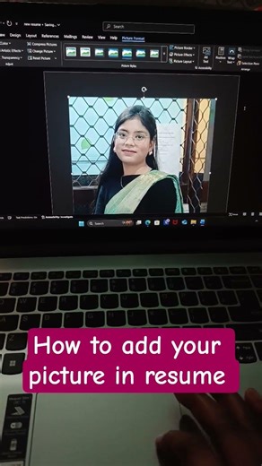 how to add your picture in resume