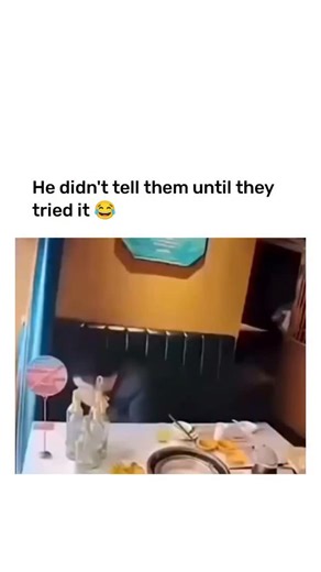 Joke Streams on Instagram: "A man at a restaurant suddenly threw up after eating his food. Concerned, the chef came over, tasted the dish, and immediately looked disgusted. To confirm, he called another worker to try it, and they also ended up gagging and puking. The chef quickly apologized and offered to replace the meal, but the man casually waved it off, explaining that there was no need—he had been drunk earlier and had accidentally puked in it himself. The realization hit the chef and worke
