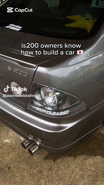 Top Features of My Favorite Lexus IS200