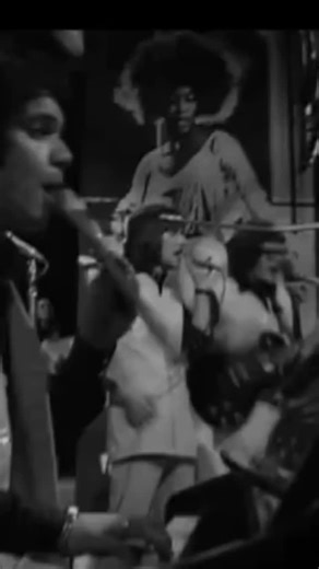 13K views · 972 reactions | Vanity Fare Hitchin’ a Ride Second hit...