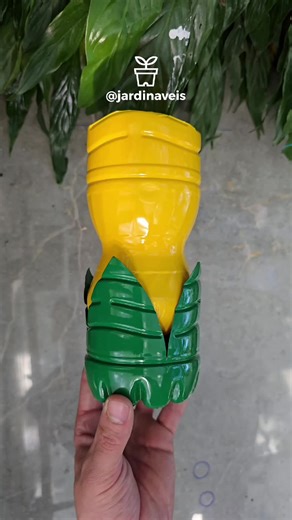 DIY Vaso Decorativo com Garrafa PET: Tutorial Criativo
