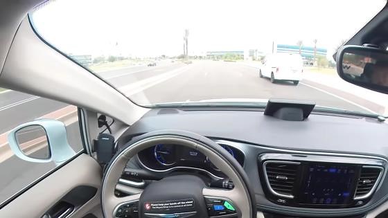 What the World Gains by Letting Cars Drive Themselves