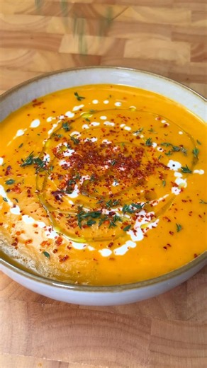 Easy creamy roasted vegetable soup recipe for cozy nights