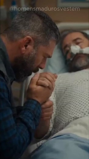 "If Love Still Find Us !" Woof!🥰❤️😍Follow profile...🔥🔥🔥 #gaybeardedmen #beardgay #scruff #woof #bestwoof | Homens Maduros Vestem