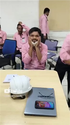 Avinash Mahipal on Instagram: "#viral #india #highlightseveryone First Aid Training 🩹🚑 First aid training ka matlab hota hai emergency situation me turant sahi madad dena, jab tak doctor ya ambulance na aa जाए. First Aid Training me kya-kya sikhaya jata hai: Basic Life Support (BLS) CPR (Cardio Pulmonary Resuscitation) Artificial respiration Bleeding control Zyada bleeding kaise roke Bandage & pressure technique Burns & scalds Minor / major burns ka first aid Fracture & sprain Haddi tutne par 