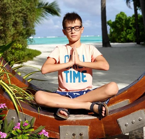 RonaldOMG - Net Worth, Age, Birthday, Bio, Wiki, Height