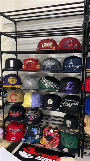 QUICK SALE 🎄 | Redhat Caps