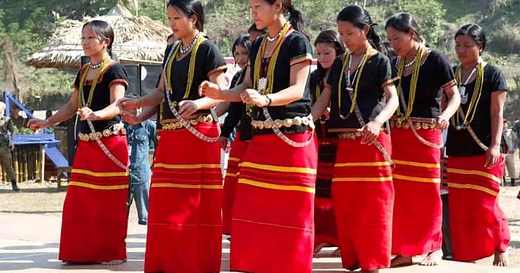 Famous Folk Dances Of Arunachal Pradesh That Will Leave You Spellbound