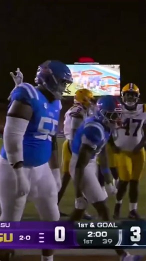 Kewan Lacy Finds the End Zone for Ole Miss’ FIRST TD of the Night 👀🚨🔥