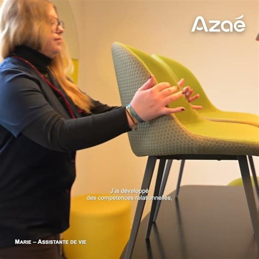 Azaé is recruiting for summer jobs ☀️