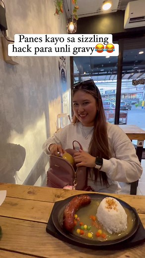1.4M views · 10K reactions | Mag sizzling gravy hack na rin kayo for as low as 99 pesos unli na ang gravy, rice, at soup!! Sizzling Molino tapat ng RFC molino dito sa bacoor. #reels #fbreels #reelsvideo #sizzlingmeals #sizzling #anchinita #tiktok #trending #foodhack | Anchinita | Facebook