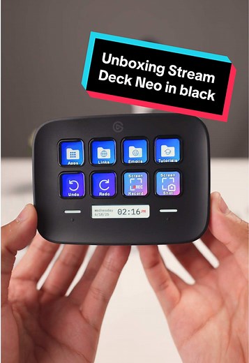 Unboxing Stream Deck Neo: Black vs. White
