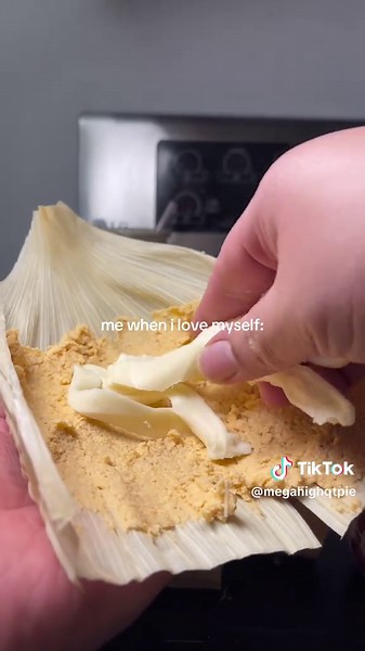 i make tamales every year and this year i only made just a baby batch for myself 🫶🏼 #mexicanfood #tamales #tamalesmexicanos #comidamexicana #homemadefood