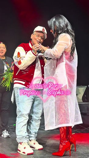 Amanda Perez's Valentine's Day Proposal Performance