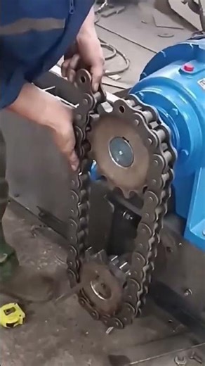 Belt conveyor chain drive belt installation process #machine #excellentwork #industrialprocess