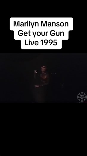 Marilyn Manson Live 1995: Get Your Gun Performance