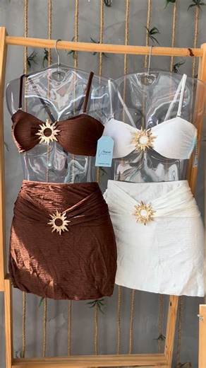 Menina Verão | Moda Praia - Taipas on Instagram: "Conjunto sol ☀️ O look que o seu verão precisa Envios por todo Brasil 🇧🇷 Loja física : av Raimundo Pereira de Magalhães 12600 Para melhor atendimento link na bio #lookpraia #biquinis #biquini #lookpraiano #modapraia #biquinisbrasileiros #lojafeminina #empreendedorismofeminino"