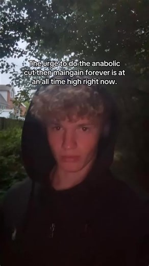 Im gonna do it why not #fyp #foryou #gym #gymtok #viral #cut #maingain